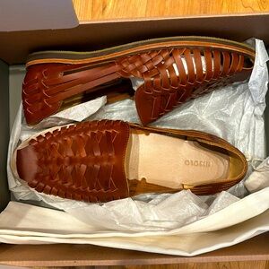 Nisolo Huaraches size 9.5 BRAND NEW